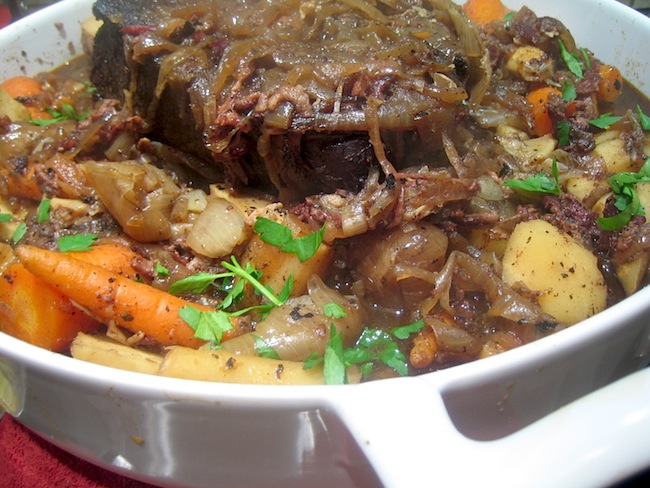 <img alt="pot roast with root vegetables"/>